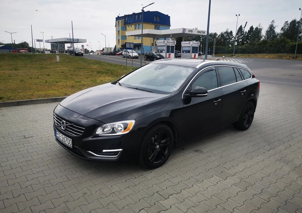 Volvo V60 cena 66999 przebieg: 163717, rok produkcji 2015 z Bełchatów małe 529